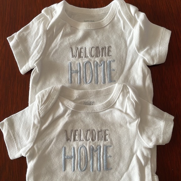 Twin Baby Clothing Lot - Picture 3 of 9